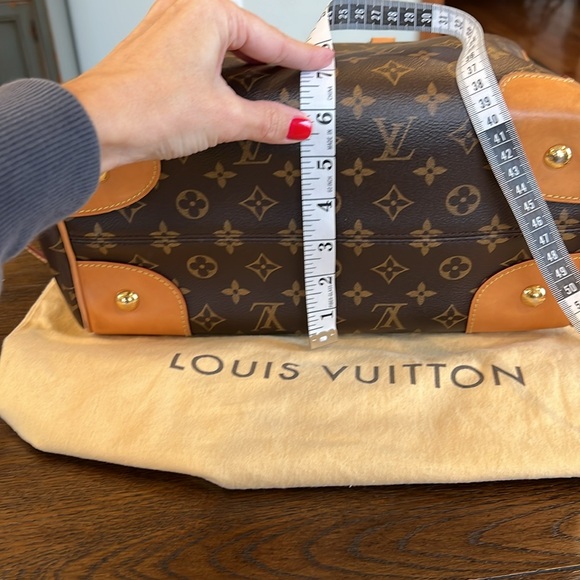 Louis Vuitton Monogram Retiro Handbag - Picture 16 of 16